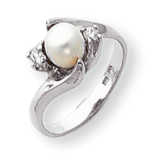 6mm Pearl Diamond ring