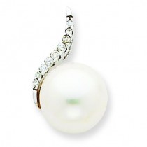 Diamond Cultured Pearl Pendant in 14k White Gold 