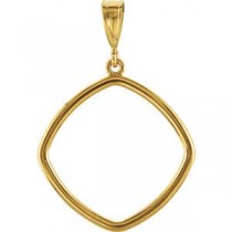 Square Shaped Pendant in 14k Yellow Gold
