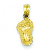 Footprint Pendant in 14k Yellow Gold