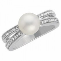 Pearl Diamond Ring in 14k White Gold