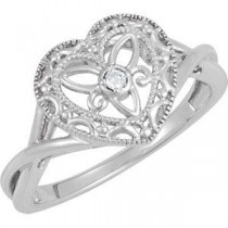 Ct Tw Diamond Heart Ring in Sterling Silver 