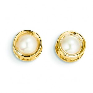 Cultured Pearl Stud Earrings in 14k Yellow Gold