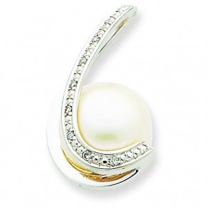Diamond Pearl Pendant in 14k White Gold 