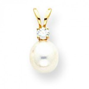 Pearl Diamond Pendant in 14k Yellow Gold 