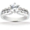 Round Diamond Engagement Ring in 14K Yellow Gold